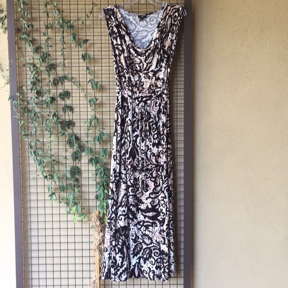 Mossimo Supply Co. Dresses & Skirts - 3/$20 {Mossimo}Sz Medium Maxi Dress w/Cowl Neck